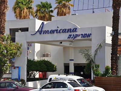 Za sluncem a Mořem-Americana, Eilat, Rudé moře